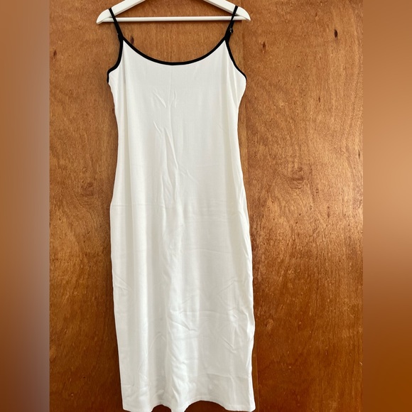 Bebe White Ribbed Dress - Picture 2 of 4